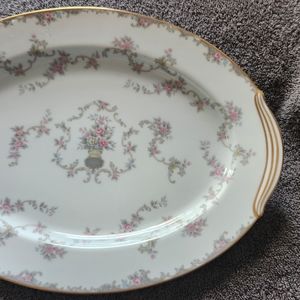 Noritake oval plater with gold trim 5924